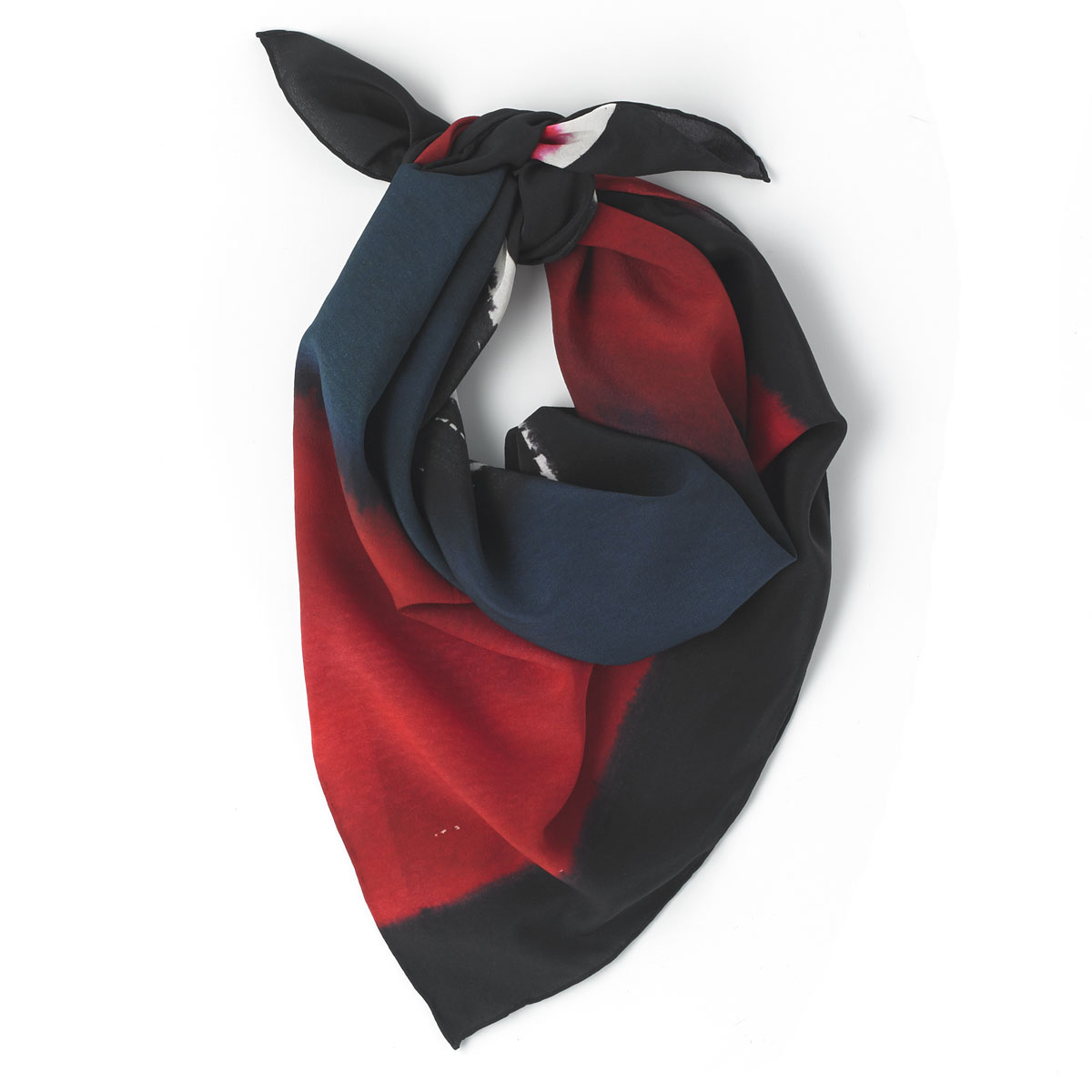 CRAZY IN LOVE Silk digital printed scarf 90 x90 cm. 